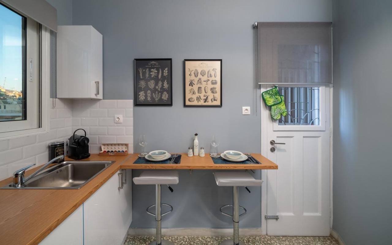 Acropolis Apartment With A Unique View เอเธนส์ ภายนอก รูปภาพ